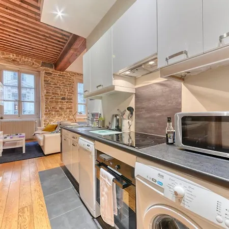 Guestready - Modern Exquisite Bright Lyon