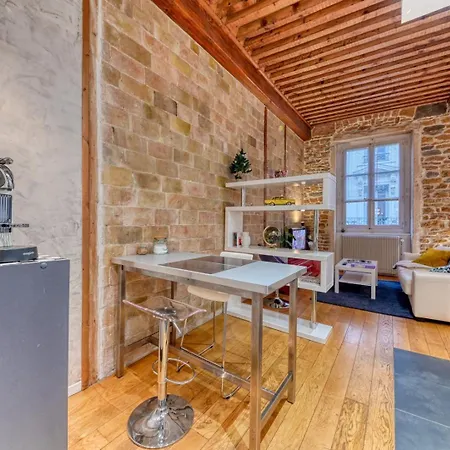 Guestready - Modern Exquisite Bright Lyon